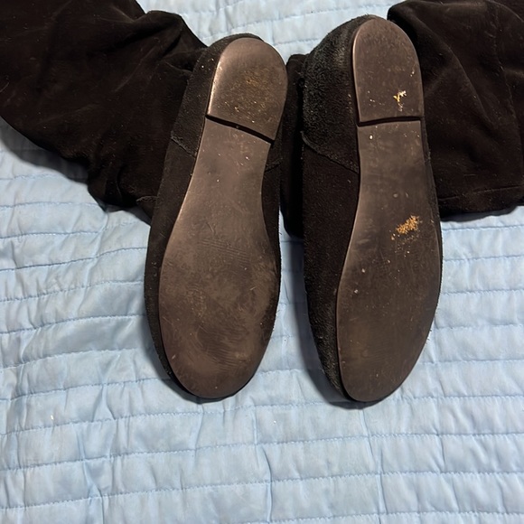 Suede flat booties 8.5 - Picture 3 of 4